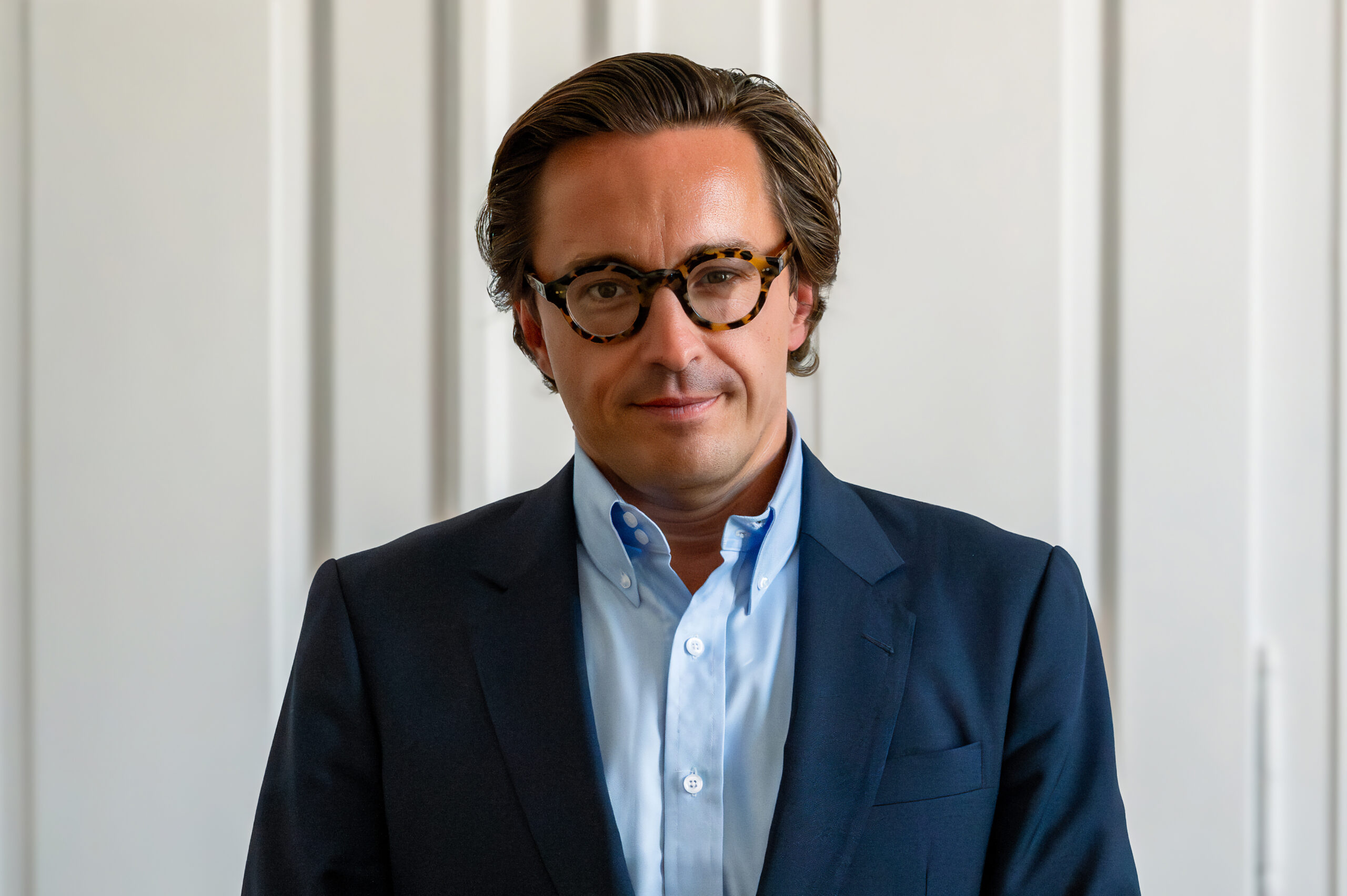 Dr. Maximilan Degenhart